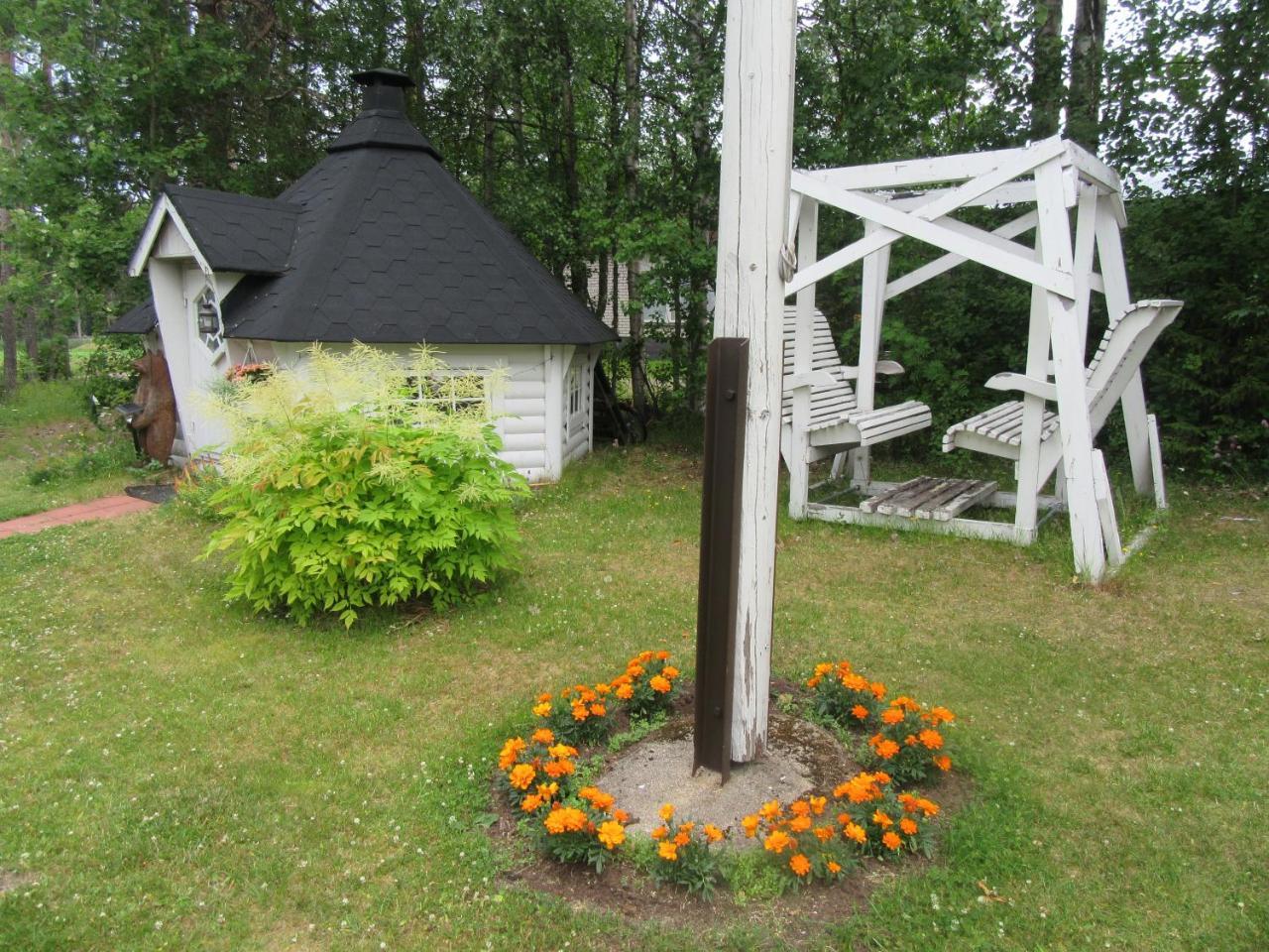 Ruska Bed & Breakfast Taivalkoski Extérieur photo